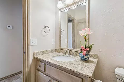 2008 Preston Pl, Edmond, OK 73013 photo 16
