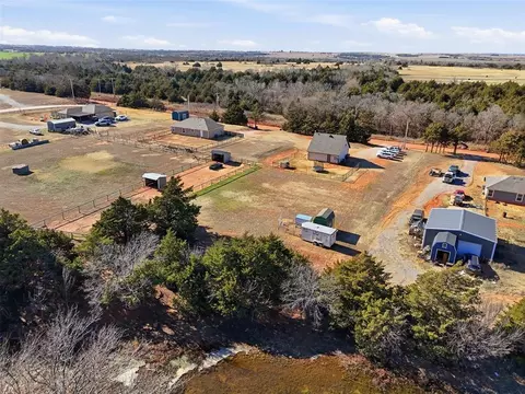 6100 N Anderson Rd, Guthrie, OK 73044