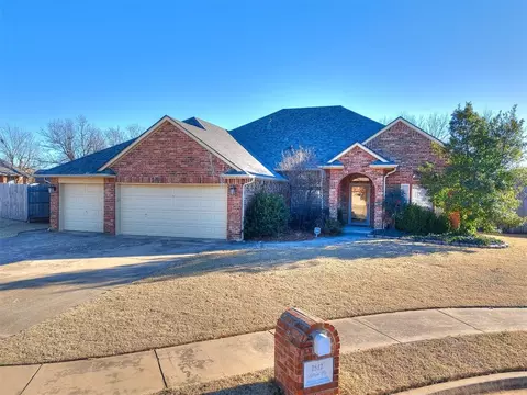 2512 Tifton Ct, Edmond, OK 73012