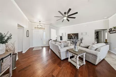 111 Westend Ct, Tuttle, OK 73089 photo 7
