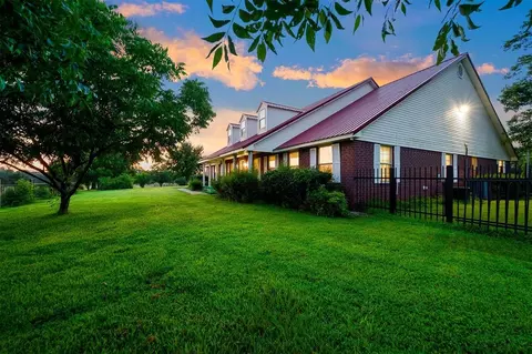 Exterior - Undisclosed, Idabel, OK 74745 photo 5 of 10