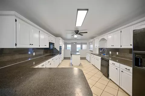 Kitchen - Undisclosed, Idabel, OK 74745 photo 1 of 3
