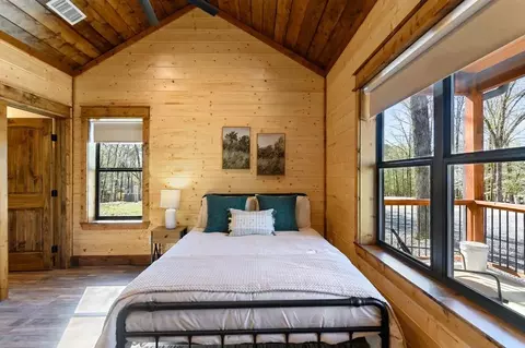 Bedroom - 772 Hickory Post Rd, Broken Bow, OK 74728 photo 1 of 4