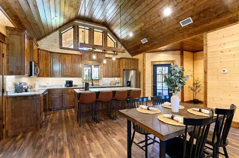 Dining - 772 Hickory Post Rd, Broken Bow, OK 74728 photo 1 of 2