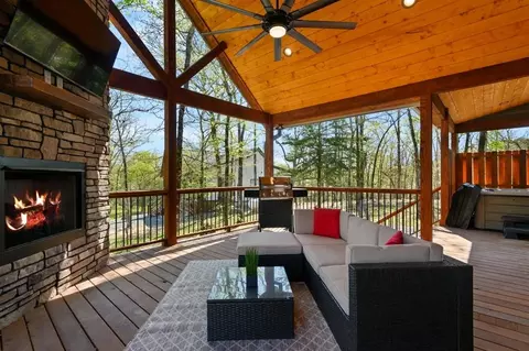 Exterior - 772 Hickory Post Rd, Broken Bow, OK 74728 photo 6 of 13