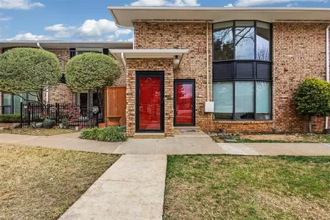 2529 NW 62nd St #220, Oklahoma City, OK 73112