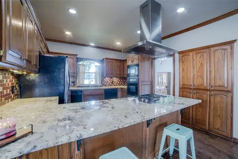 Kitchen - 801 Ricks Trl, Edmond, OK 73012 photo 1 of 4