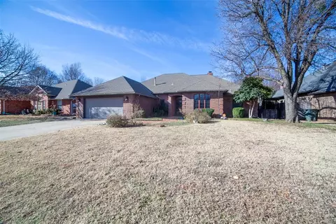 Exterior - 801 Ricks Trl, Edmond, OK 73012 photo 5 of 5