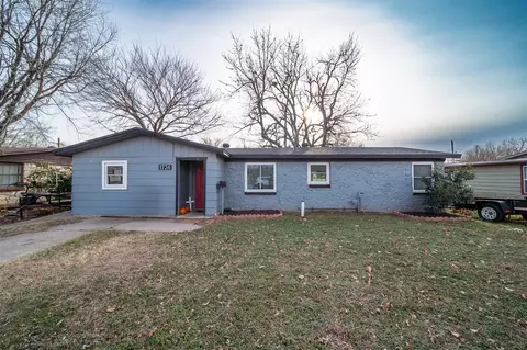 1736 Cherry Ln, Del City, OK 73115