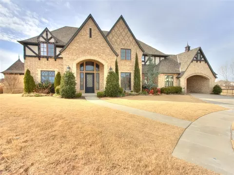 4226 Moorgate Ct, Norman, OK 73072
