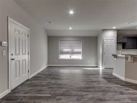 201 Delta Dr, Newcastle, OK 73065