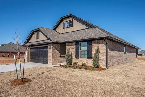 1924 Long Cove Ave, Yukon, OK 73099