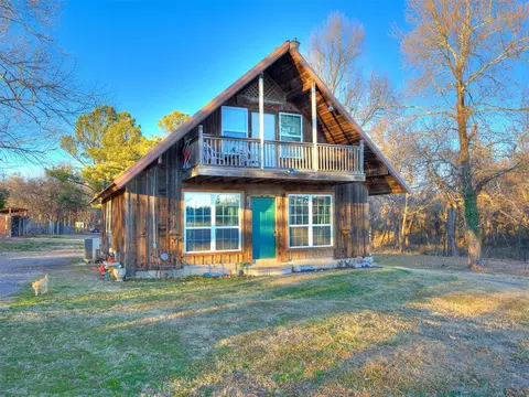 30404 Lake Rd, Shawnee, OK 74801