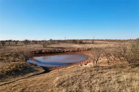 E 1670 Road, Snyder, OK 73566