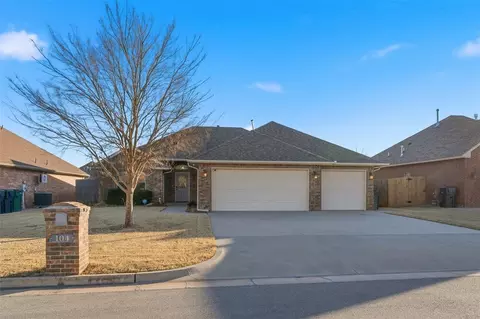 104 Broadway Cir, Oklahoma City, OK 73170