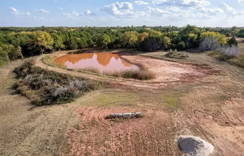37207 Lake Rd, Shawnee, OK 74801