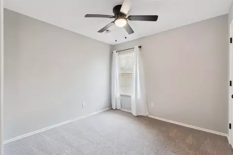 Bedroom - 1925 Olde School Rd, Edmond, OK 73012 photo 7 of 8