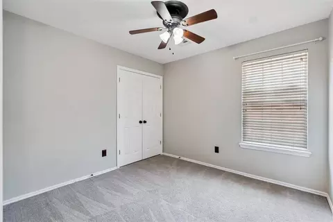 Bedroom - 1925 Olde School Rd, Edmond, OK 73012 photo 5 of 8