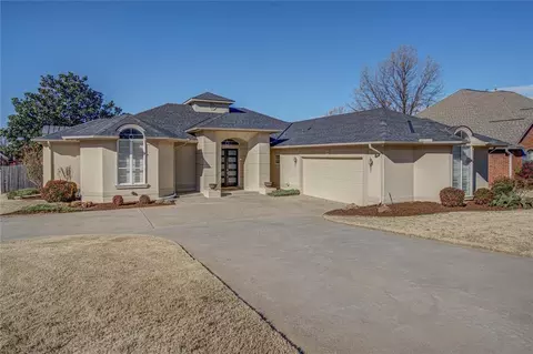 Exterior - 1004 Reginald Dr, Norman, OK 73072 photo 2 of 7