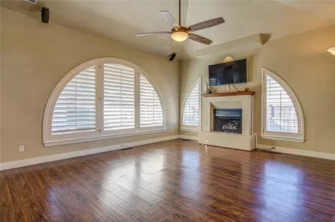 Living - 1004 Reginald Dr, Norman, OK 73072 photo 1 of 8