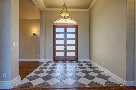 Entry Way - 1004 Reginald Dr, Norman, OK 73072 photo 1 of 4