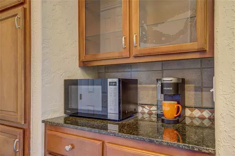 Kitchen - 1004 Reginald Dr, Norman, OK 73072 photo 8 of 9