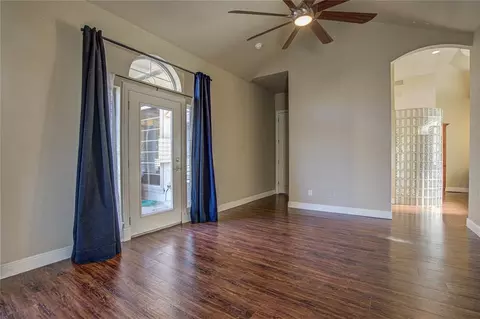 Living - 1004 Reginald Dr, Norman, OK 73072 photo 8 of 8