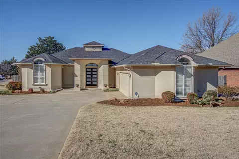 1004 Reginald Dr, Norman, OK 73072