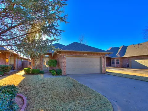 1812 NW 160th Pl, Edmond, OK 73013