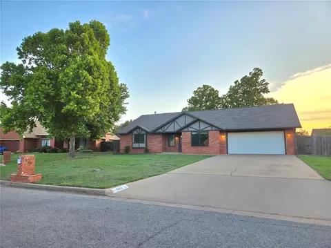 605 Hayes St, Altus, OK 73521