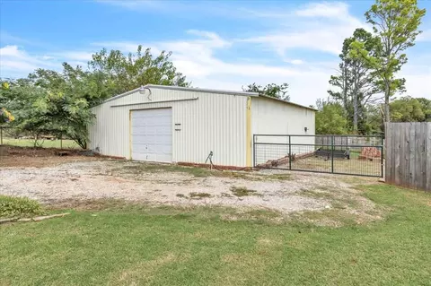 Other - 704 Cedar Springs Dr, Tuttle, OK 73089 photo 8 of 11