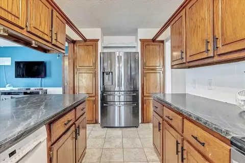Kitchen - 704 Cedar Springs Dr, Tuttle, OK 73089 photo 3 of 3