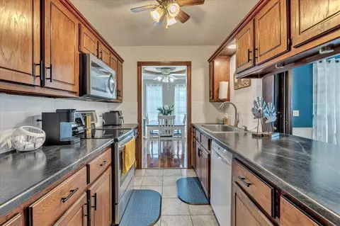 Kitchen - 704 Cedar Springs Dr, Tuttle, OK 73089 photo 1 of 3