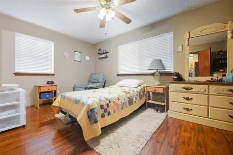 Bedroom - 508 N Buchanan St, Crescent, OK 73028 photo 1 of 5