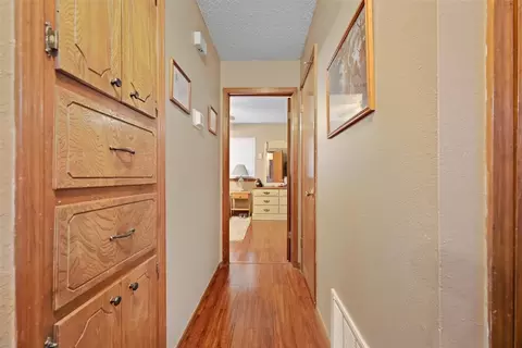 Entry Way - 508 N Buchanan St, Crescent, OK 73028 photo 1 of 1