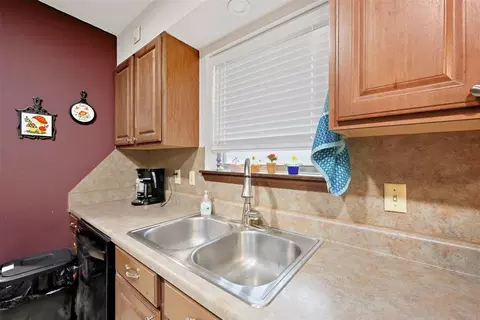 Kitchen - 508 N Buchanan St, Crescent, OK 73028 photo 3 of 4