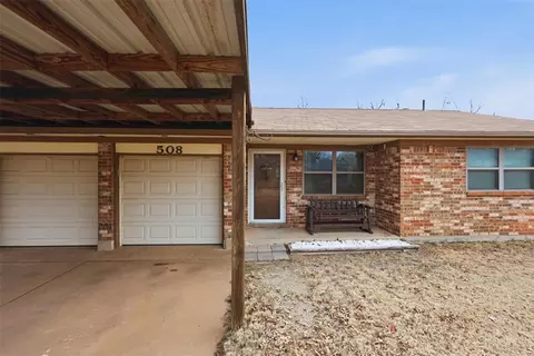 508 N Buchanan St, Crescent, OK 73028