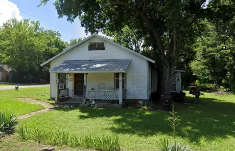 216 S 5th St, Eufaula, OK 74432