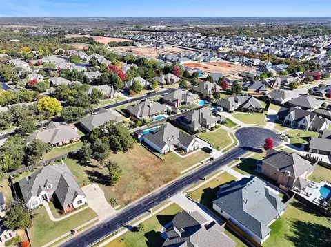 3109 Basanova Dr, Edmond, OK 73034