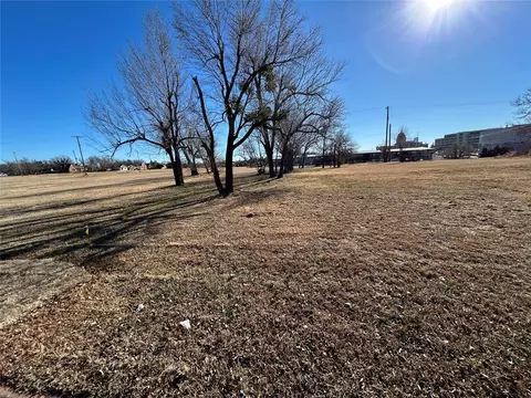 720 NE 28th St, Oklahoma City, OK 73105