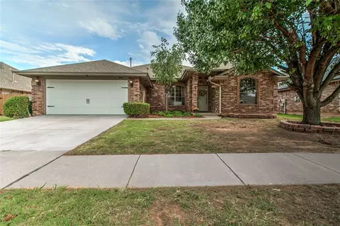1900 NW 176th Ter, Edmond, OK 73012