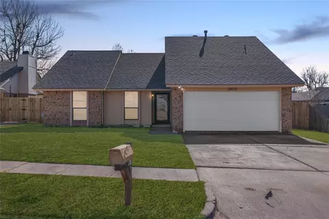 2808 Mustang Trl, Edmond, OK 73012