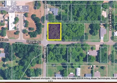 310 SW 6th St, Jones, OK 73049