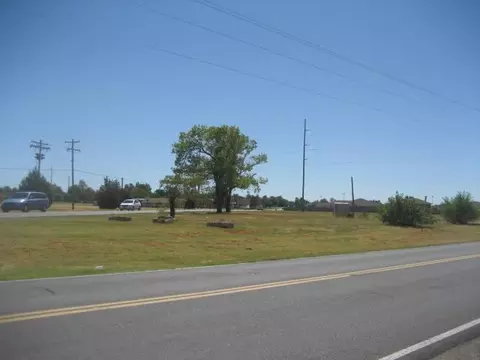 2524 S Eastern Ave, Moore, OK 73160 photo 2