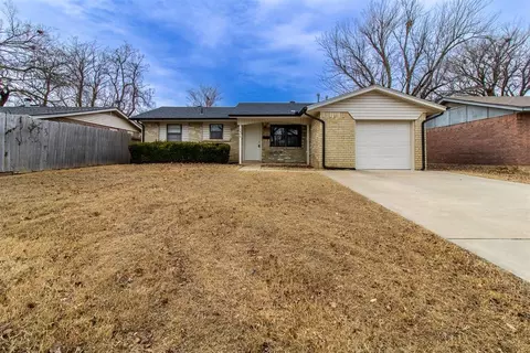 1416 Farmington Ave, Norman, OK 73072