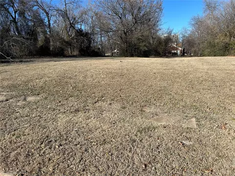 1329 NE 9th St, Oklahoma City, OK 73117
