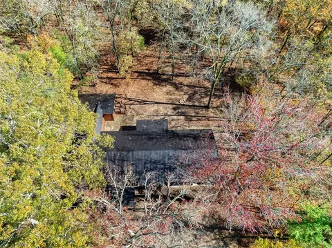 Exterior - 180 Johnboat Ln, Broken Bow, OK 74728 photo 2 of 9