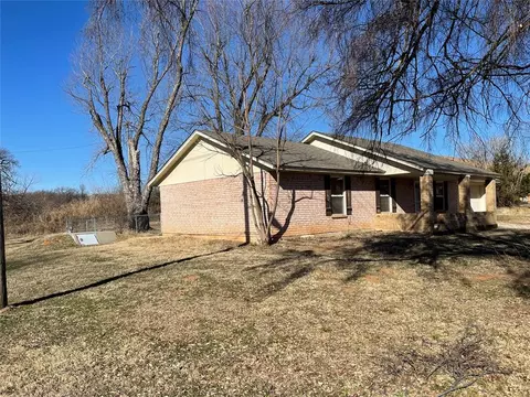 Other - 19 Echo Ln, Harrah, OK 73045 photo 1 of 9