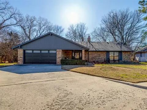 403 Piney Oak Dr, Norman, OK 73072