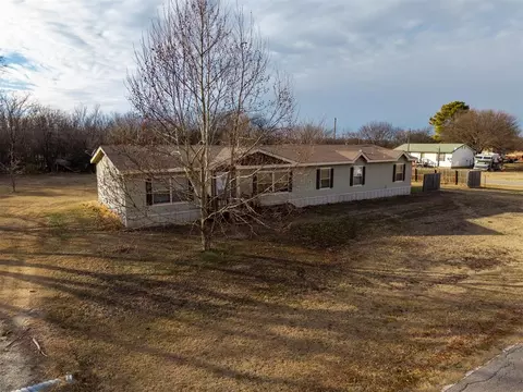 View/Area - 213 S 2nd St, Byars, OK 74831 photo 1 of 10